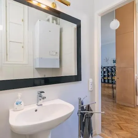 Stylish,large & Bright Loft In Center By Nw Apartament