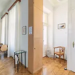 アパート Stylish,large & Bright Loft In Center By Nw ブダペスト