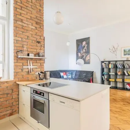 Stylish,large & Bright Loft In Center By Nw *