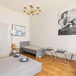 Stylish,large & Bright Loft In Center By Nw דירה *