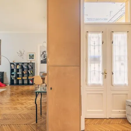 Stylish,large & Bright Loft In Center By Nw * 부다페스트